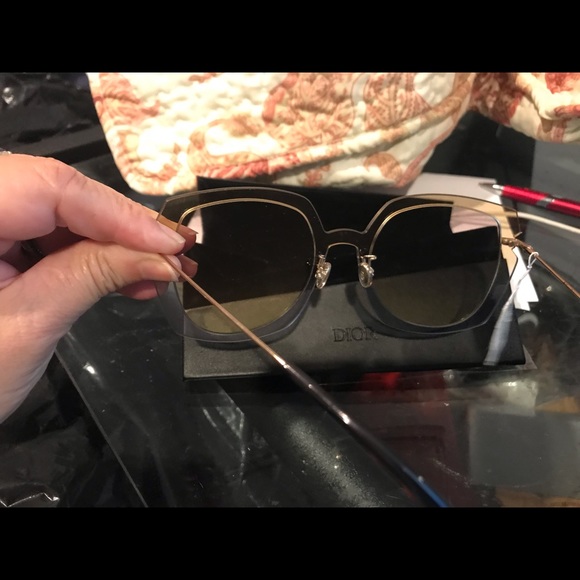 Dior sunglasses !!!Firm - Picture 3 of 5